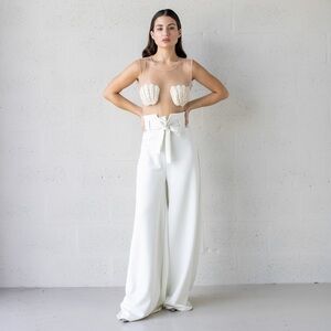 NWT Theme Dresser Sol Pocket Trousers in Ivory, Sz M